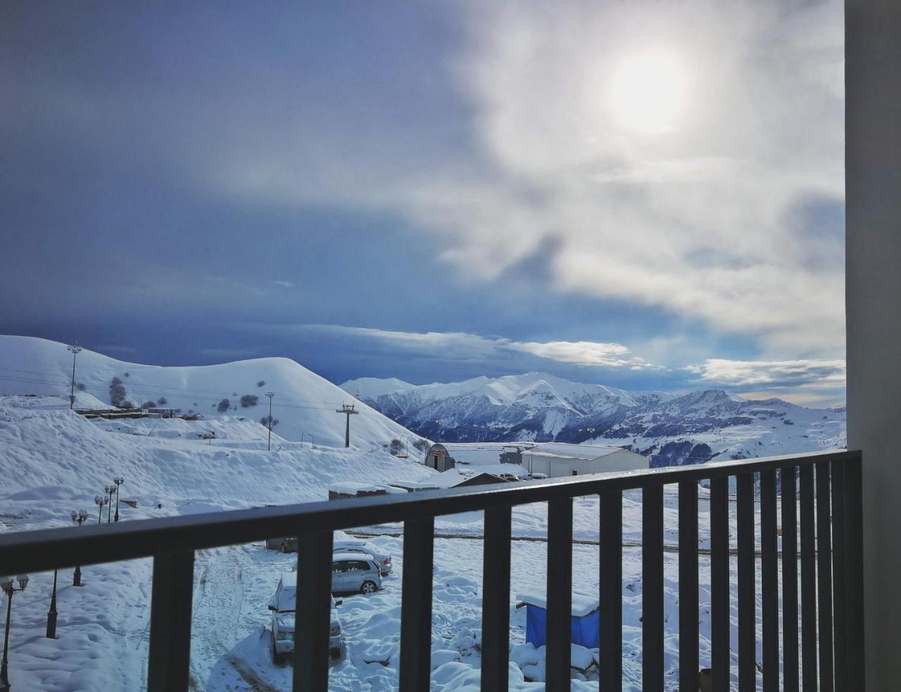 Alpestrine - Vista Gudauri - Apartment N27 Eksteriør bilde